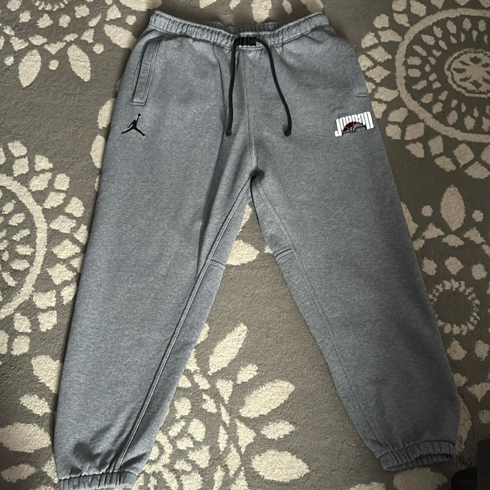 Limited Jordan Stamped Sweats !